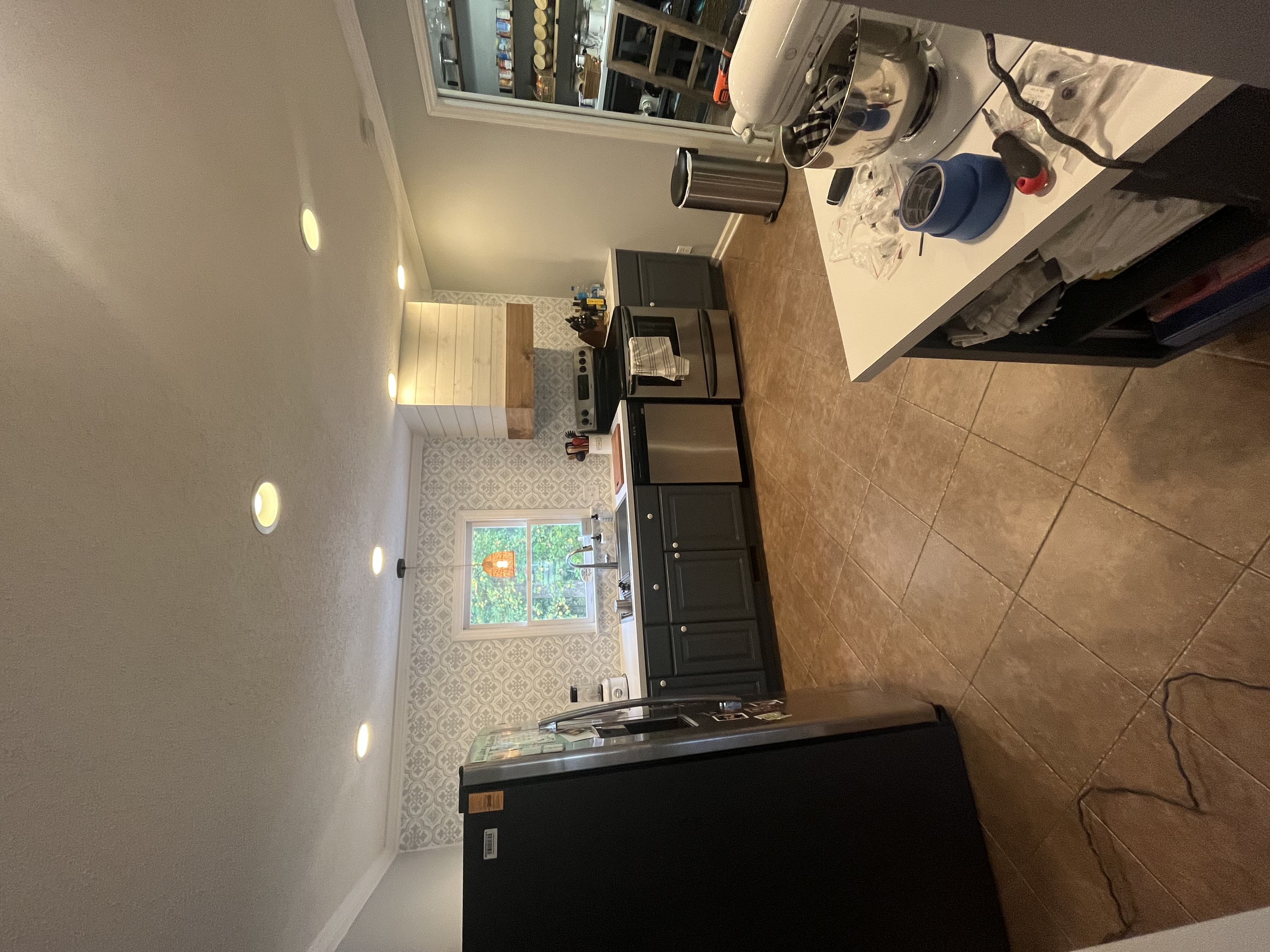 kitchen_1.jpg